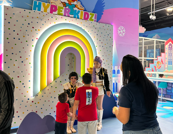 Best Indoor kids play area Niles